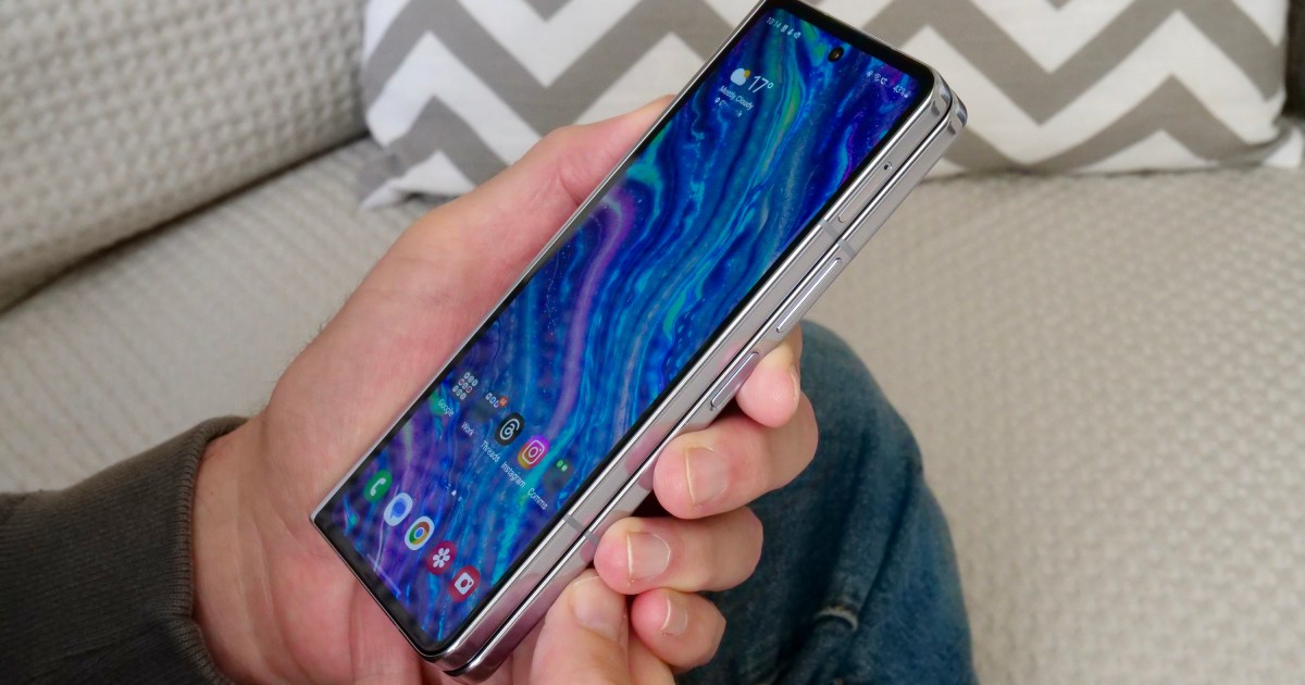 Featured image for "Samsung Galaxy Z Fold 6: Leaks Reveal New Design and Features"