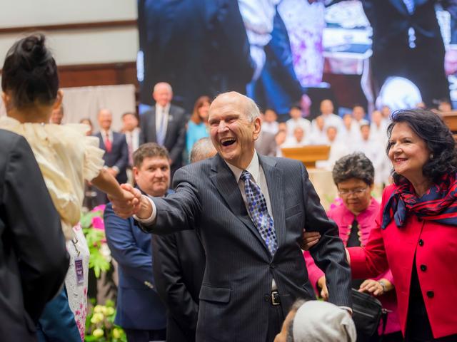Featured image for Remembering President Russell M. Nelson's Life and Legacy