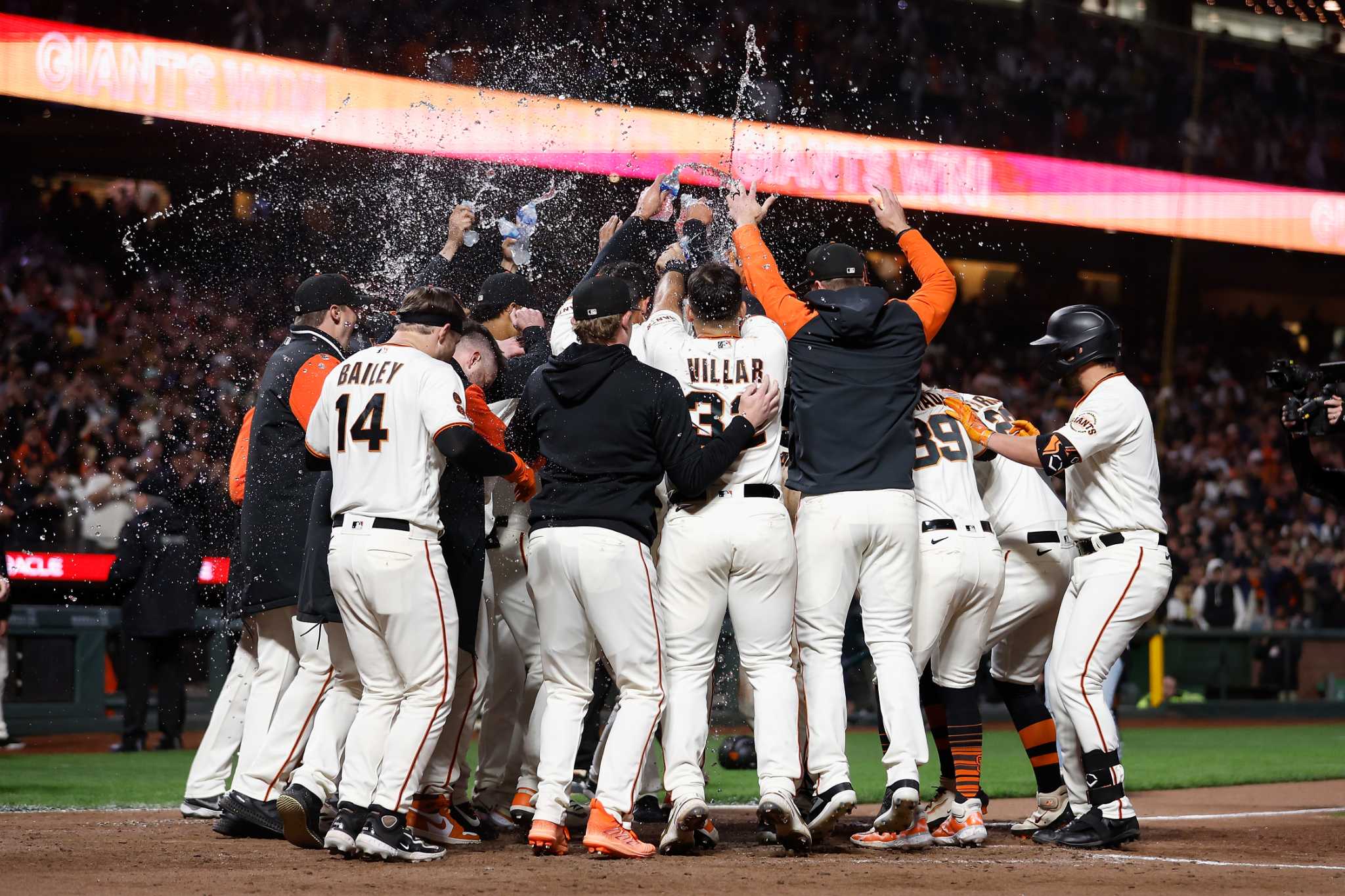 Featured image for Giants' Win Streak Reaches 8 with Yaz's Walk-Off Homer Against Padres.
