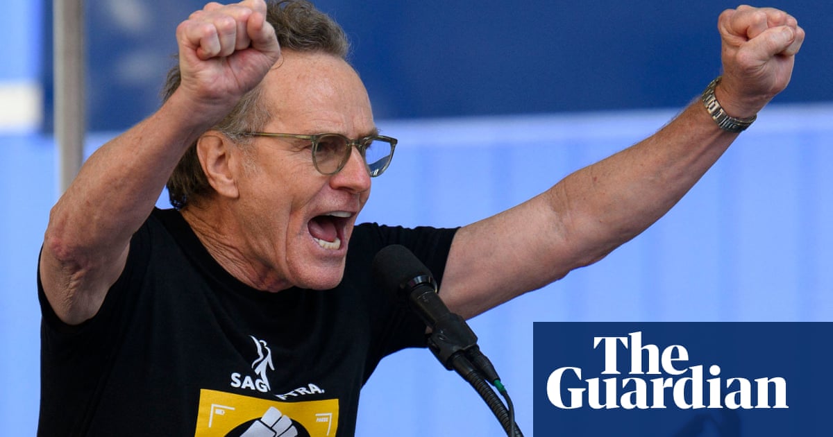 Featured image for Bryan Cranston rallies actors in New York to protect their dignity