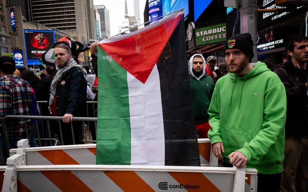 Clashes and condemnations: Pro-Palestinian and Pro-Israel rallies escalate amidst Hamas attacks
