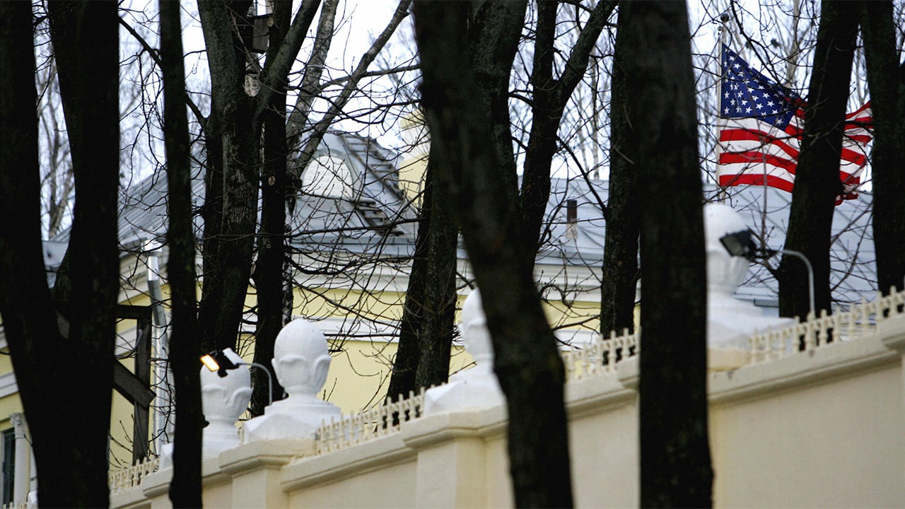 US Urges Immediate Departure of Citizens in Belarus