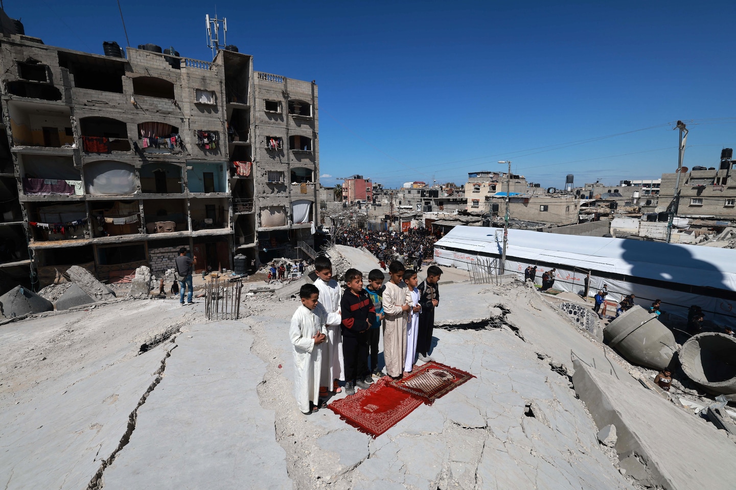 "Israel-Hamas Conflict: Netanyahu's Approval and Gaza's Nuseirat Camp Attack Updates"