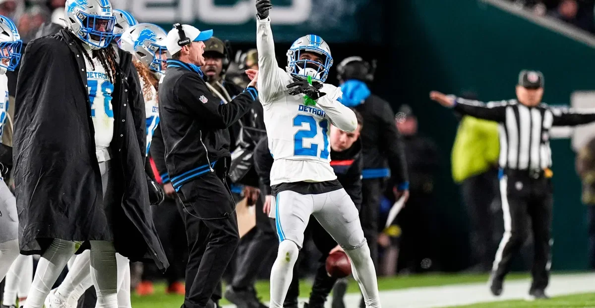 Lions lose Amik Robertson to Commanders on 2-year, $16M deal