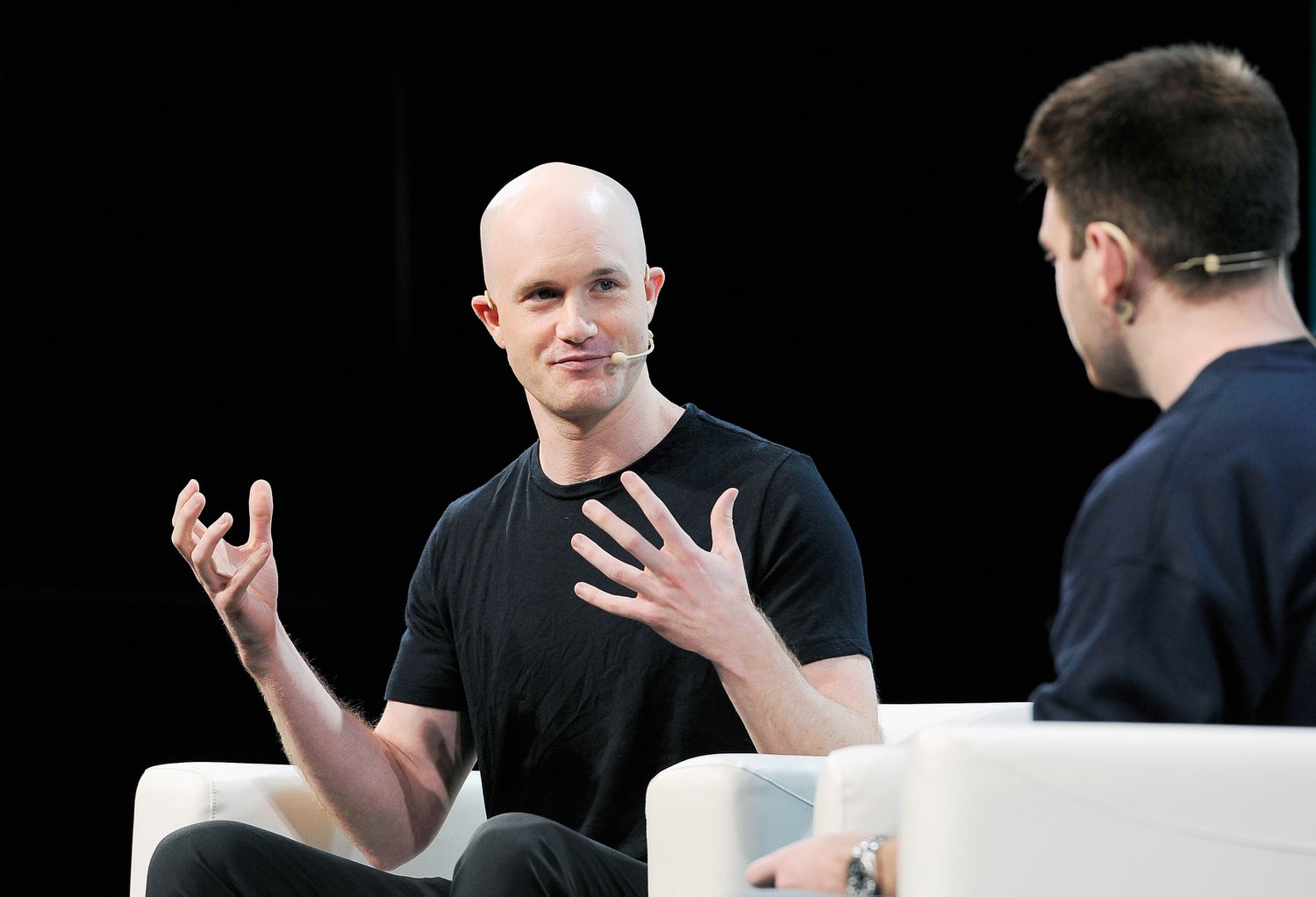 Coinbase CEO Contemplates Leaving US Amid SEC Legal Battle
