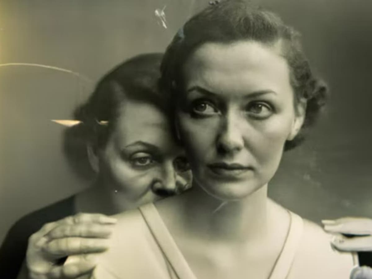 Featured image for AI-generated photo wins award, photographer refuses prize.