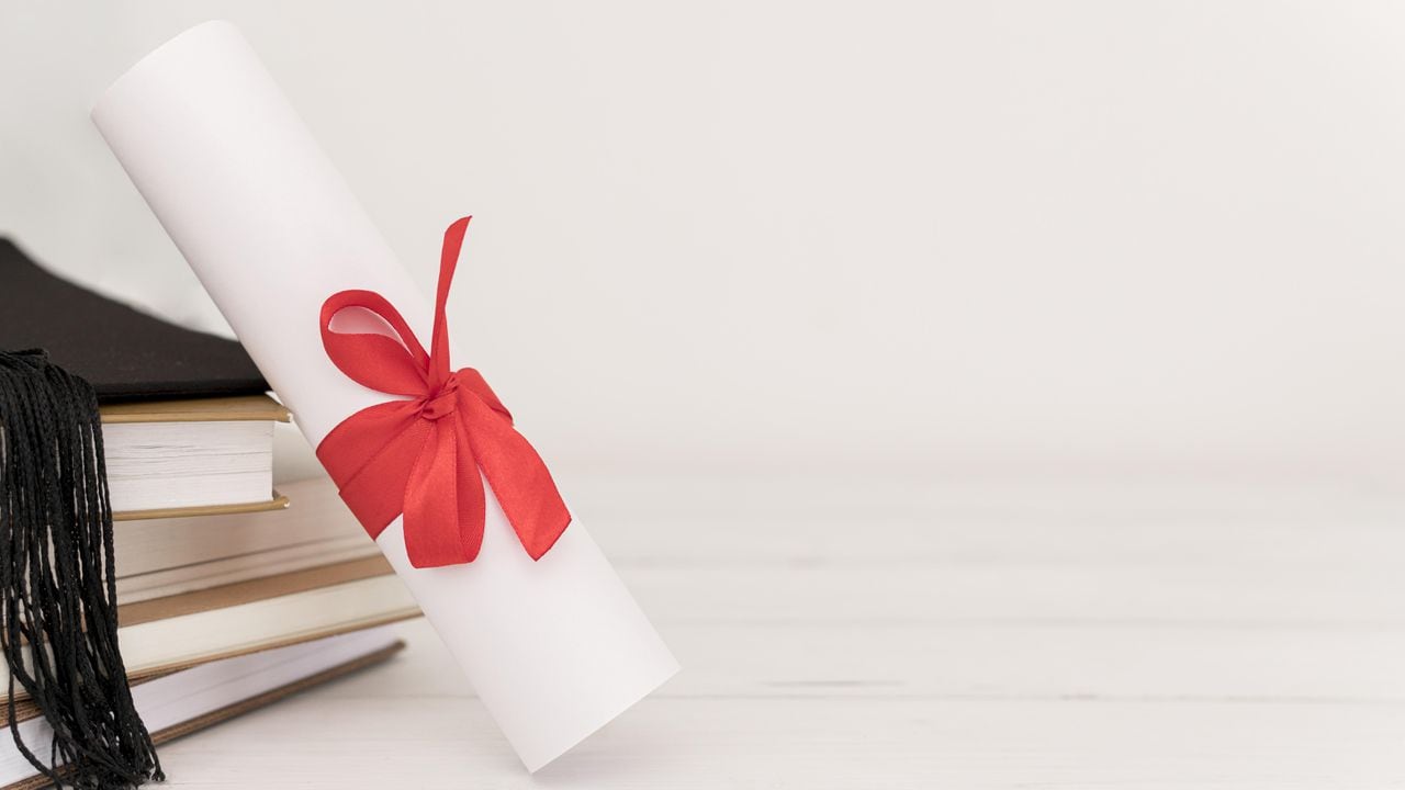 Featured image for "Exploring Undergraduate Degrees and Their Impact on Income Across the US"