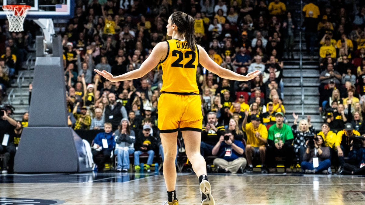 Featured image for "Caitlin Clark's Dominance Propels Iowa Women's Basketball to Victory over Cleveland State"