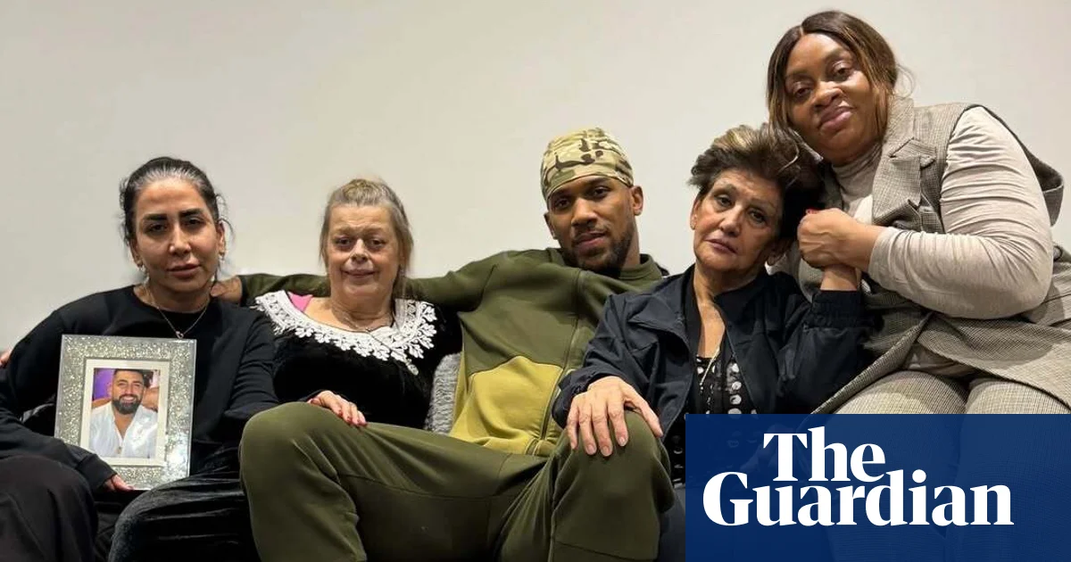 Featured image for Anthony Joshua updates after fatal car crash in Nigeria