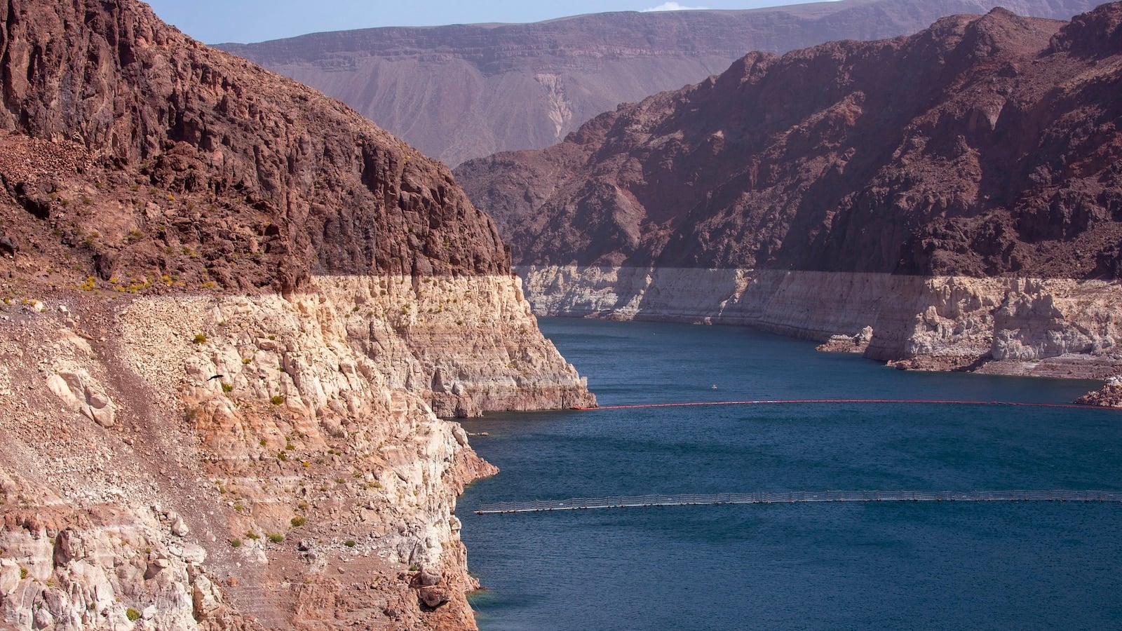 Featured image for "Unveiling Colorado River's Water Usage: A Comprehensive Study"