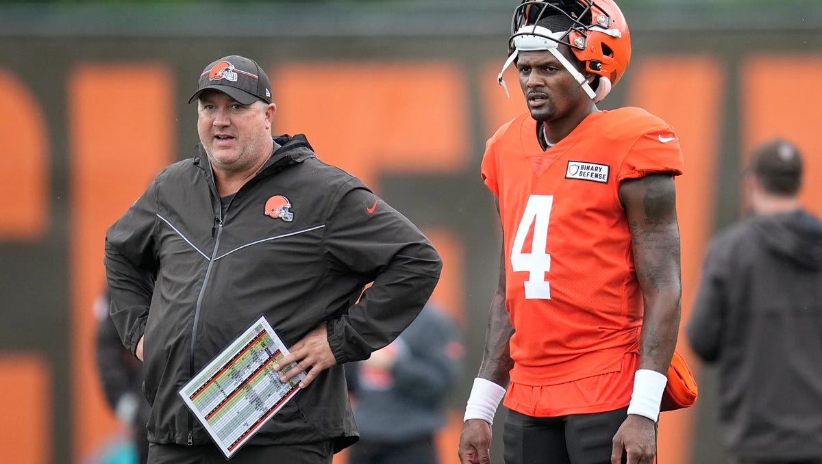 Featured image for "Browns' Offensive Staff Overhaul: Van Pelt Out as OC"