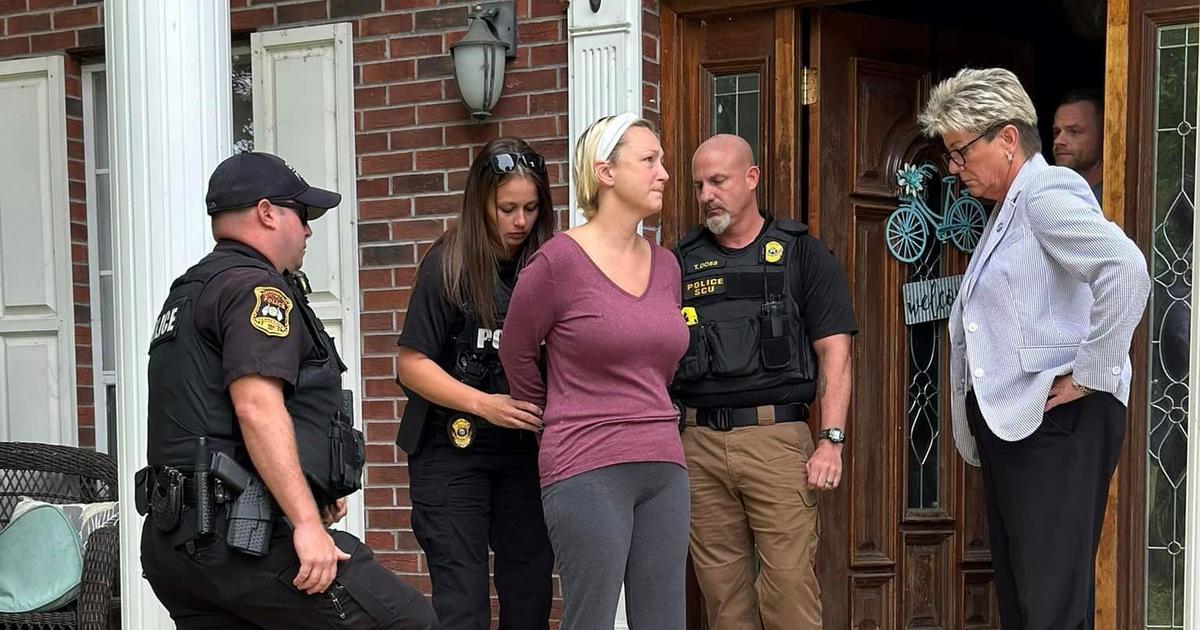 "Tennessee Teacher Arrested for Raping Elementary School Boy at Her Home"