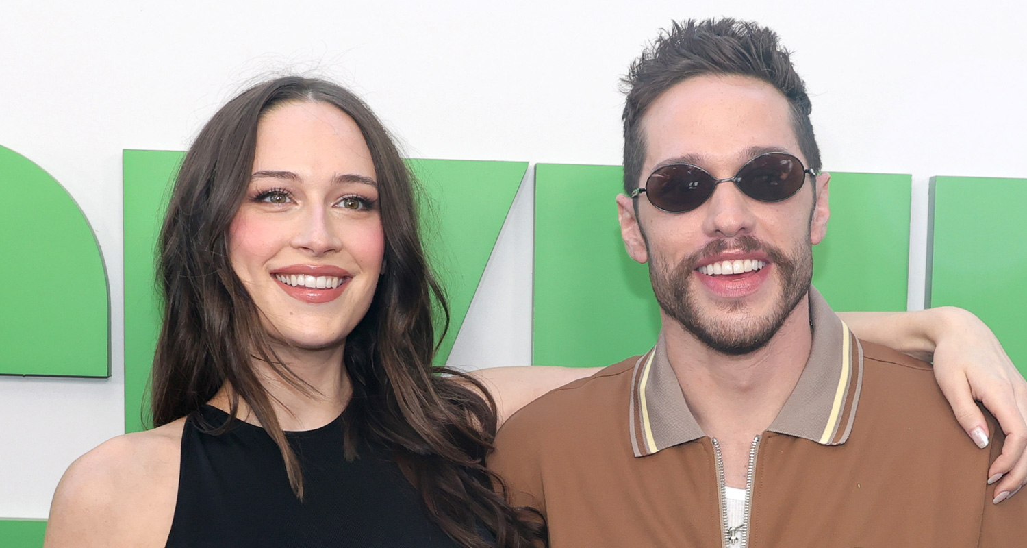 Featured image for Pete Davidson and Elsie Hewitt Make First Public Appearance Since Baby Announcement