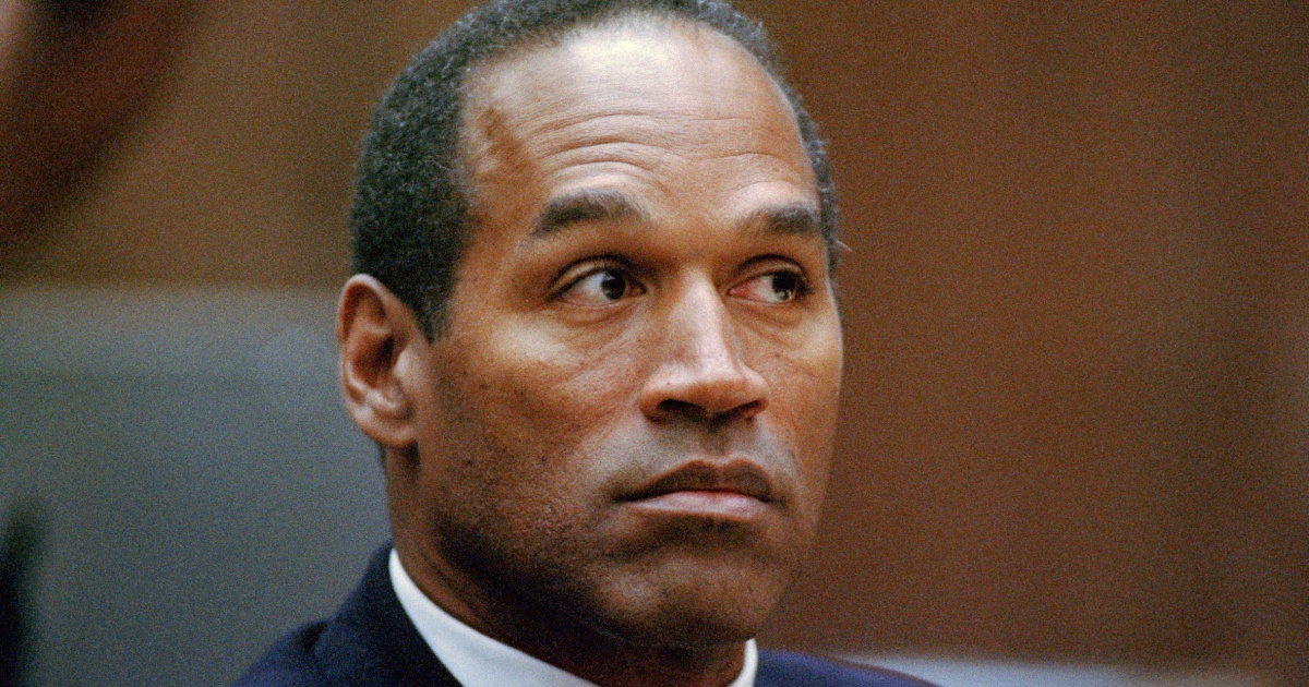 "O.J. Simpson, Former NFL Star Acquitted of Murder, Dies at 76 After Battle with Cancer"
