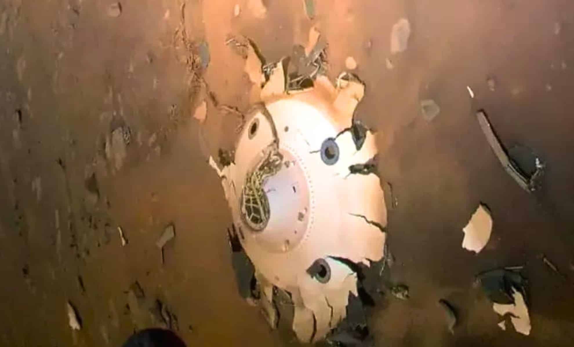 Featured image for Mars Litter: Ingenuity Spots Space Debris on Red Planet