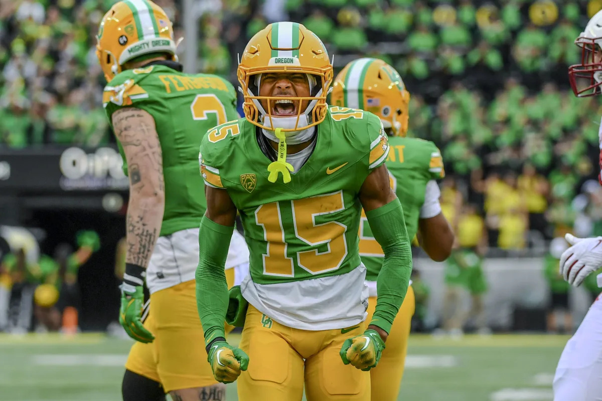 "Preview and Predictions: Oregon vs. Utah College Football Showdown"