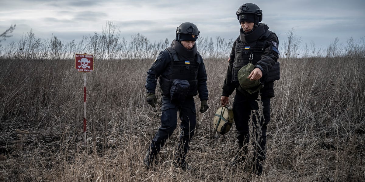 Featured image for "Russia's Expansive Mining Operations Extend to Unlikely Targets: Fridges, Toys, and Books in Ukraine"