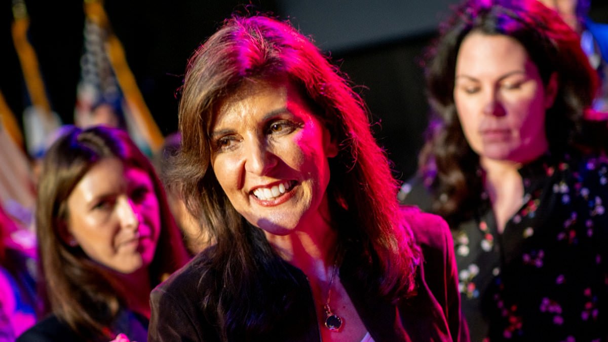 "Nikki Haley Condemns Trump's Defense of Putin and Denial of Navalny's Death"