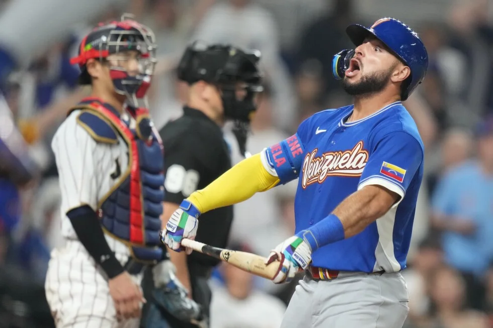 Venezuela rallies past Ohtani and Japan to reach WBC semifinals