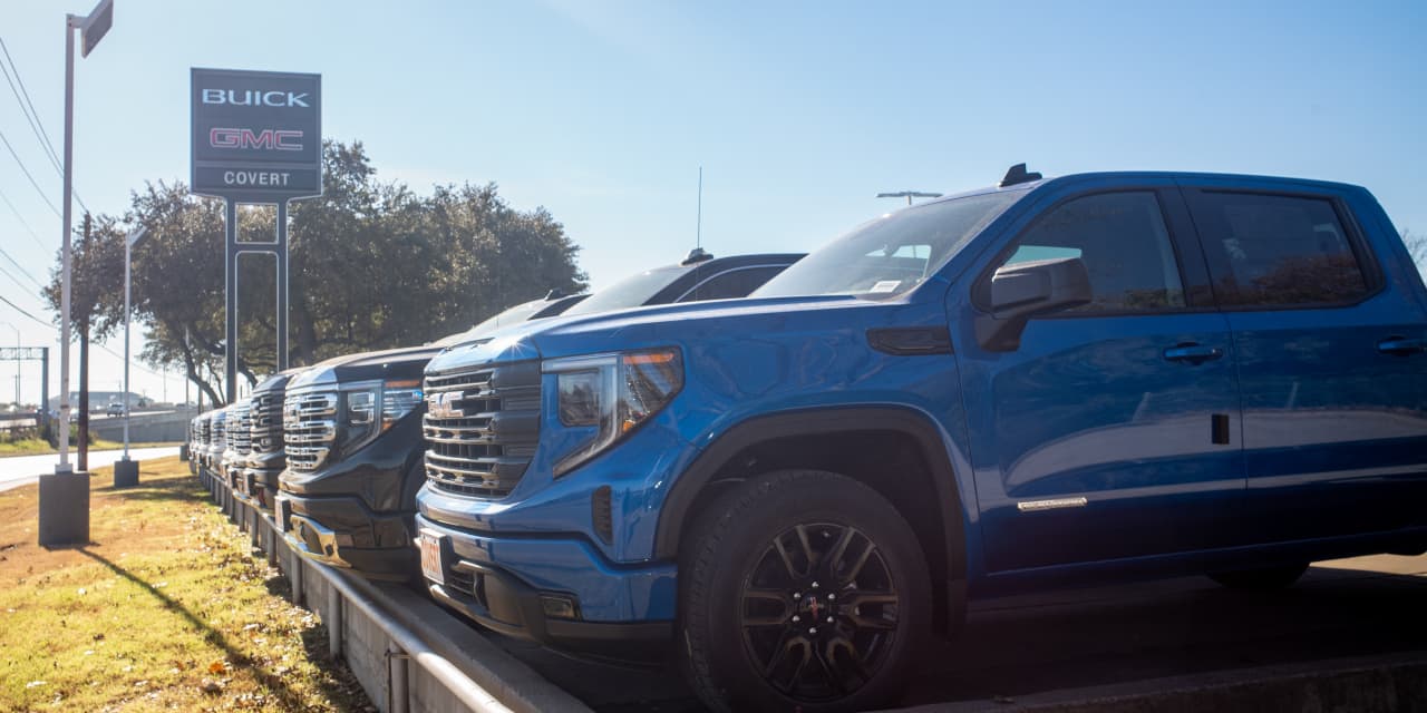 Featured image for "GM's Record Profits Despite Electric Car Challenges and Strike Costs"