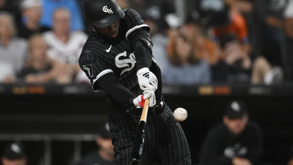 Featured image for Luis Robert Jr. Sidelined by Finger Injury in White Sox Game