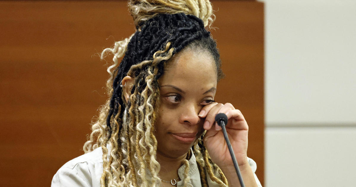 Featured image for Florida Girl Awarded $800K in Damages After McDonald's Chicken McNugget Burn Incident