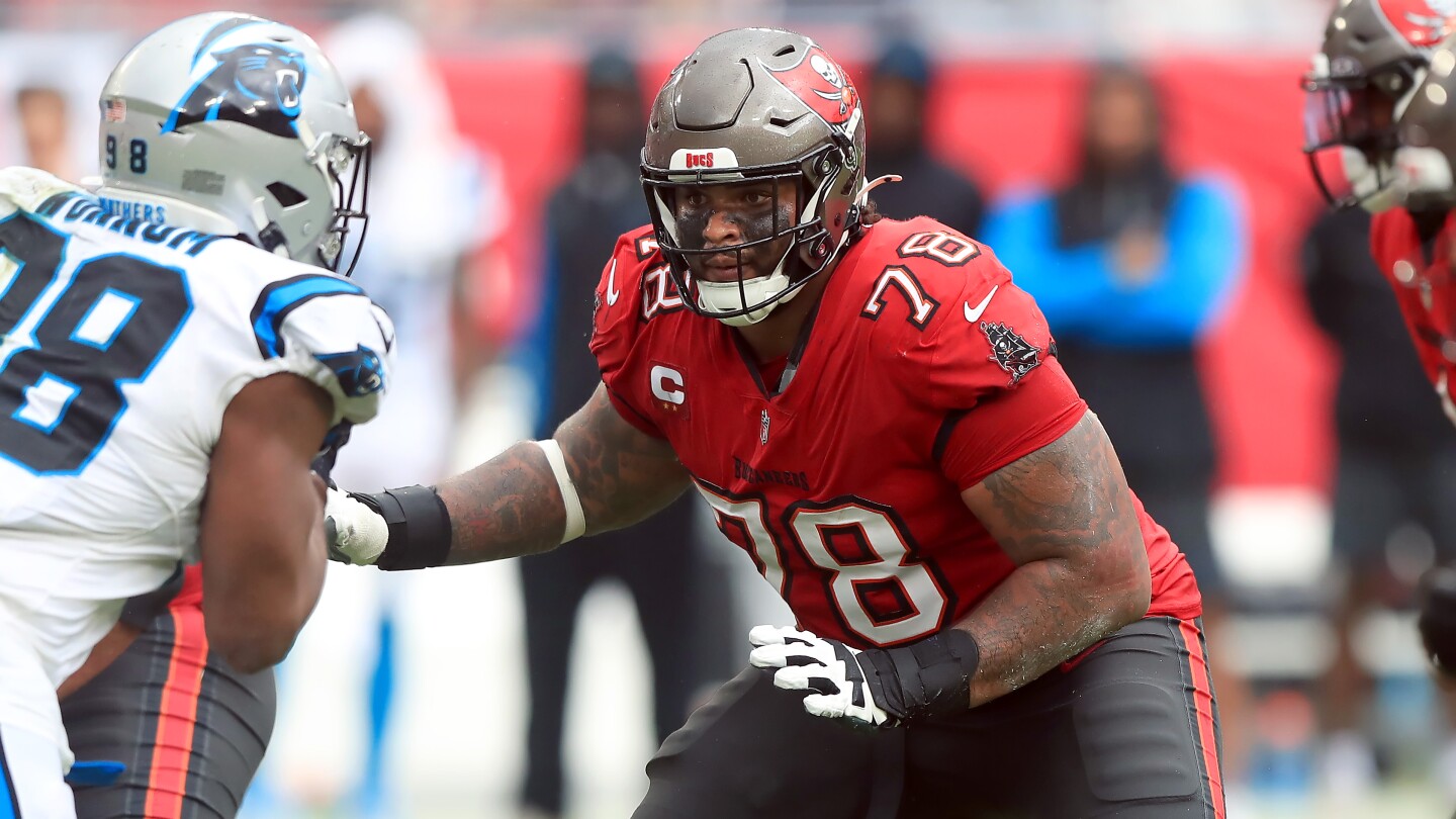 Tristan Wirfs to Miss Start of 2025 NFL Season After Knee Surgery
