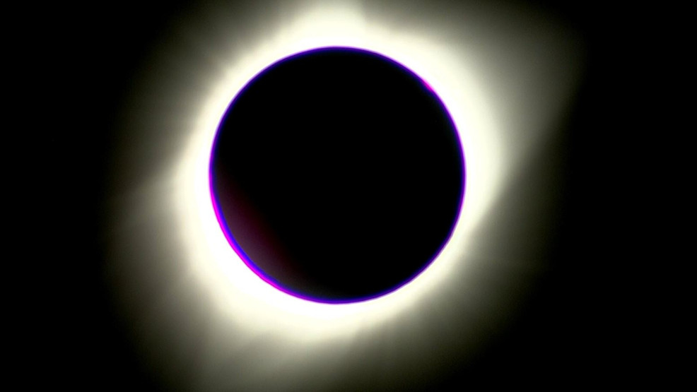 Featured image for "2024 Total Solar Eclipse Sparks Early Hotel Bookings and NASA Experiments"