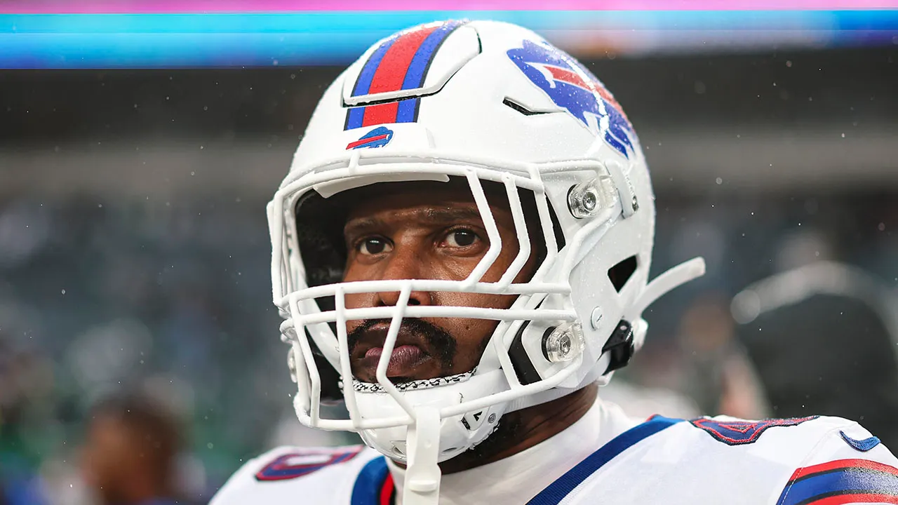 "Bills' Von Miller Arrested for Alleged Domestic Violence Against Pregnant Girlfriend"