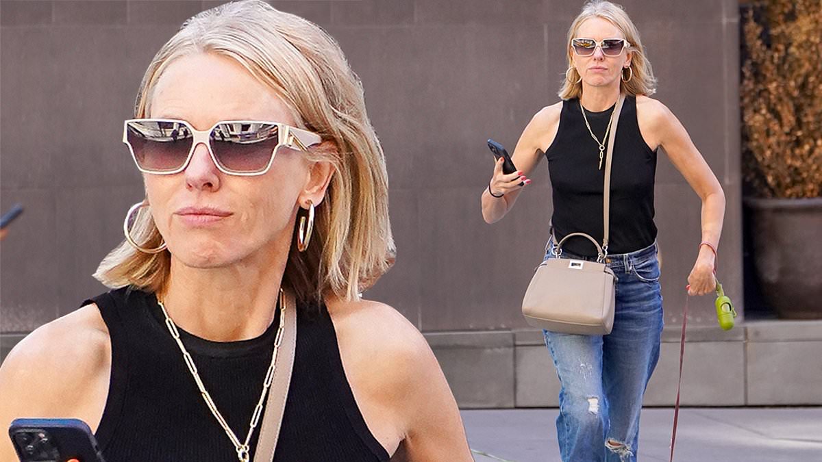 Featured image for Naomi Watts and Liev Schreiber Celebrate the Arrival of Their New Baby