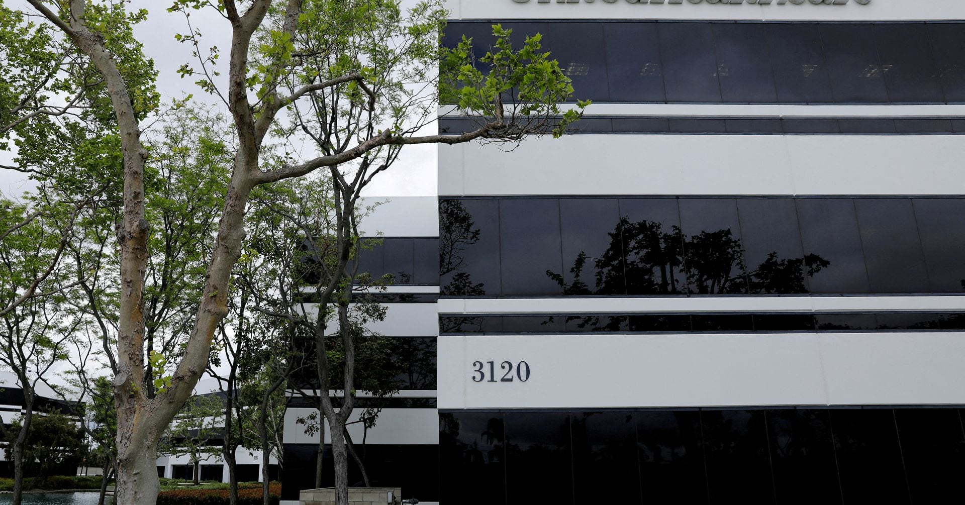 Featured image for "Ransomware Outage Hits Healthcare Providers, Millions of Records Stolen"