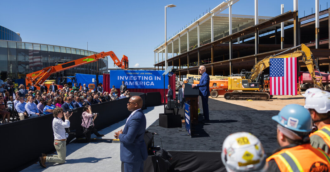 Biden's Last-Minute Energy Initiatives Face GOP Resistance