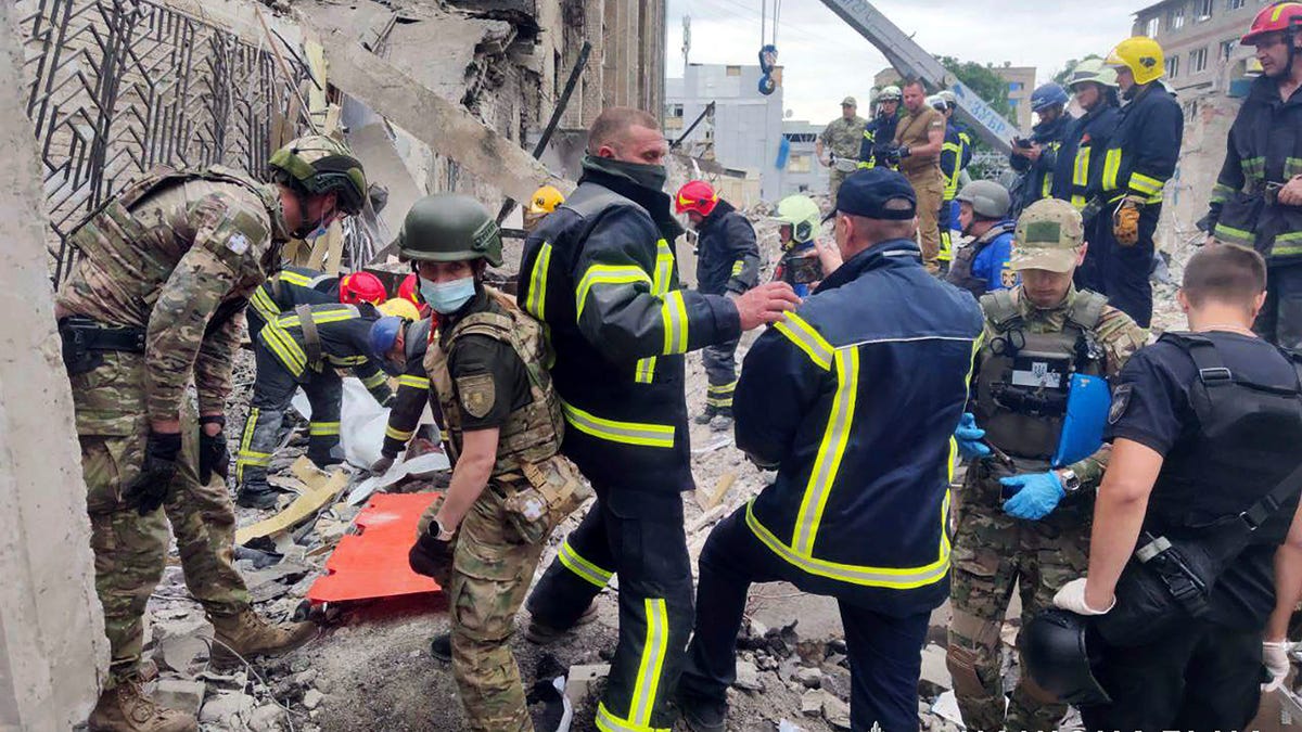 Russian General Surovikin Arrested in Crackdown on Wagner Group's Rebellion