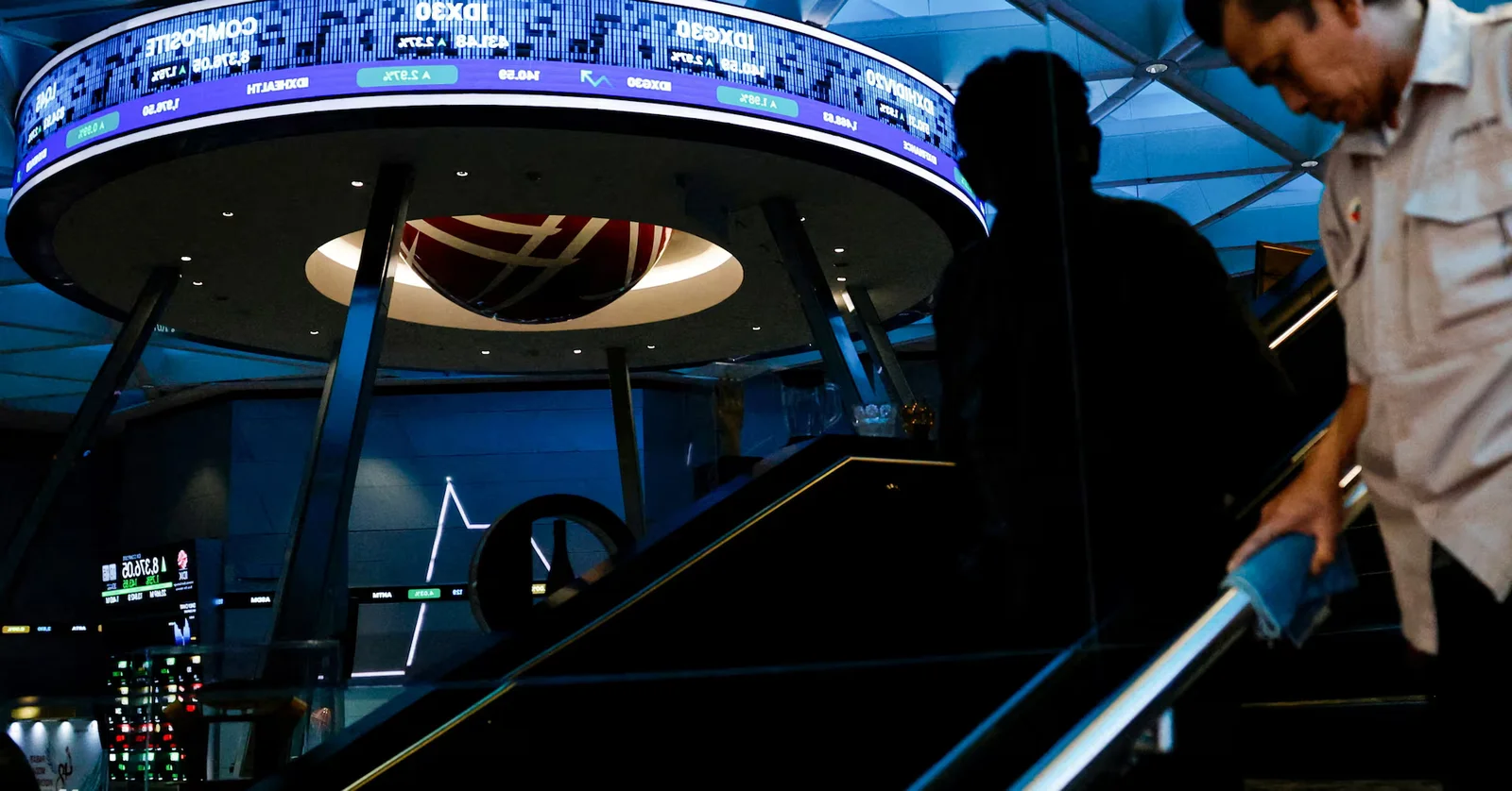 Asia ascends on AI optimism ahead of Nvidia results