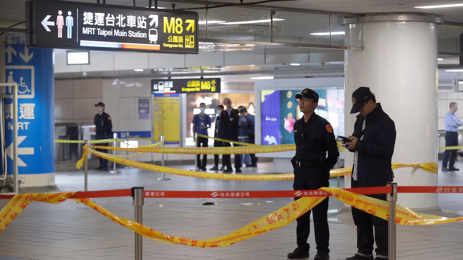 Featured image for Taiwan Subway Knife Attack Leaves 3 Dead, Suspect Dies