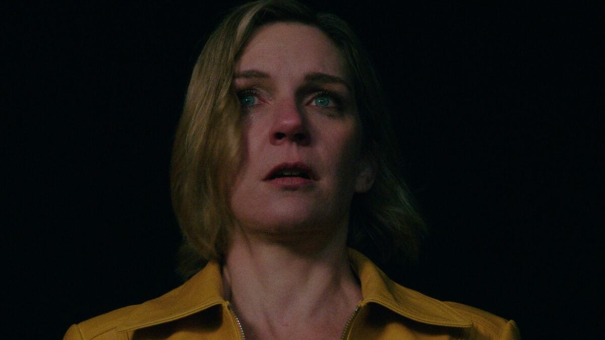 Featured image for Apple TV's 'Pluribus' Sparks Buzz with Early Scene Release and Promising Reviews