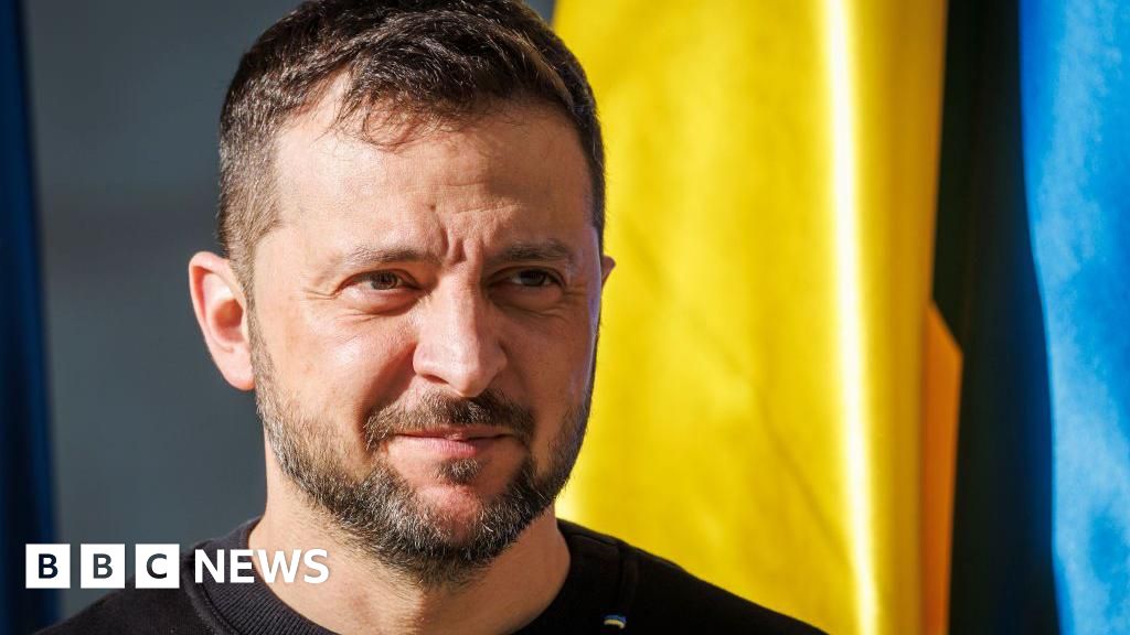 Zelensky Calls for Increased Pressure on Russia as Ukraine War Hits 1,000 Days