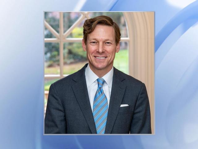 Lee Roberts, Former State Budget Director, Named Interim Chancellor of UNC-Chapel Hill