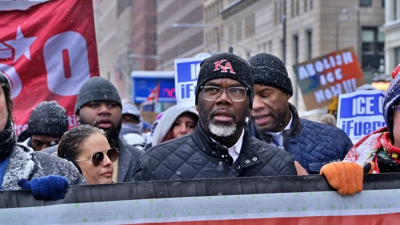 Chicago mayor orders CPD to document and pursue misconduct by federal immigration agents