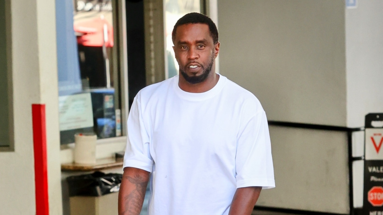 "Diddy's Federal Raid Fallout: Allegations, Real Estate Risks, and Dramatic Videos"