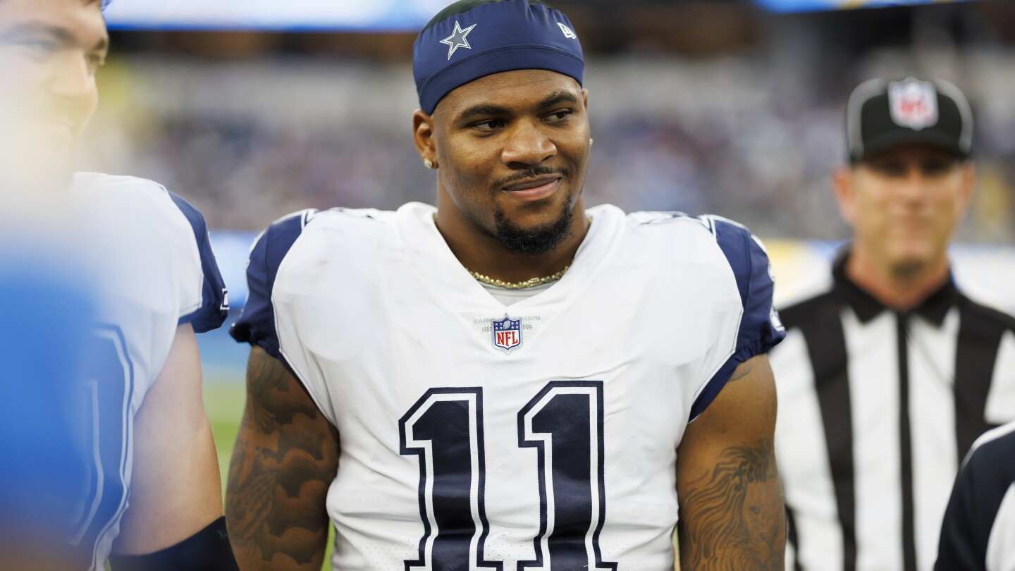 Micah Parsons Calls Out Cowboys' Coaching and Playoff Performance