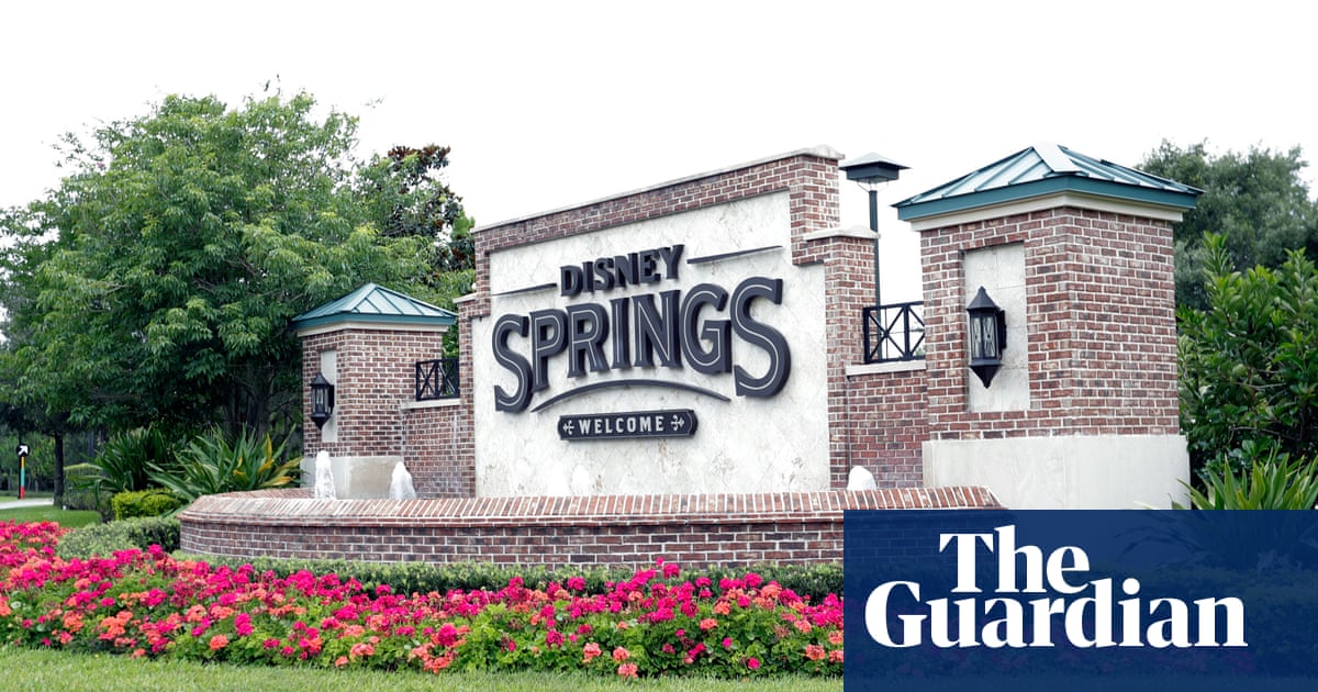 Featured image for Lawsuit Claims Doctor's Fatal Allergic Reaction at Disney World