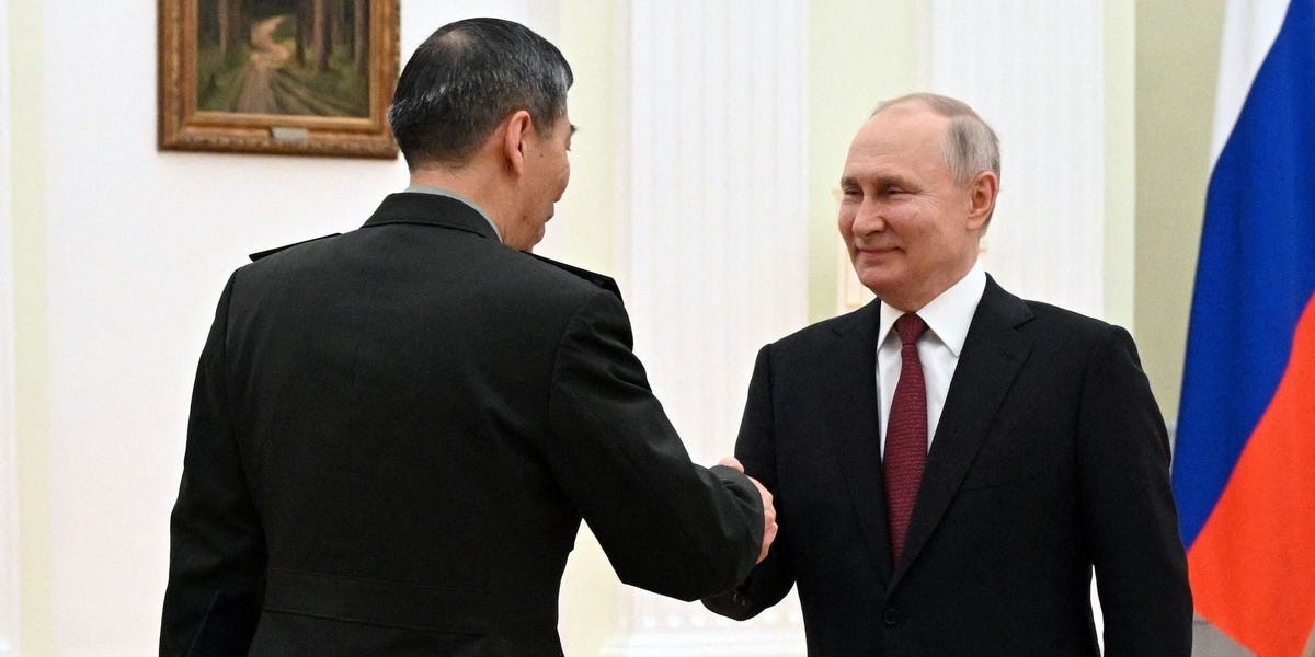 China's Defense and Military Chiefs Praise Russia's Efforts in Promoting World Peace and Strengthening Ties with China.