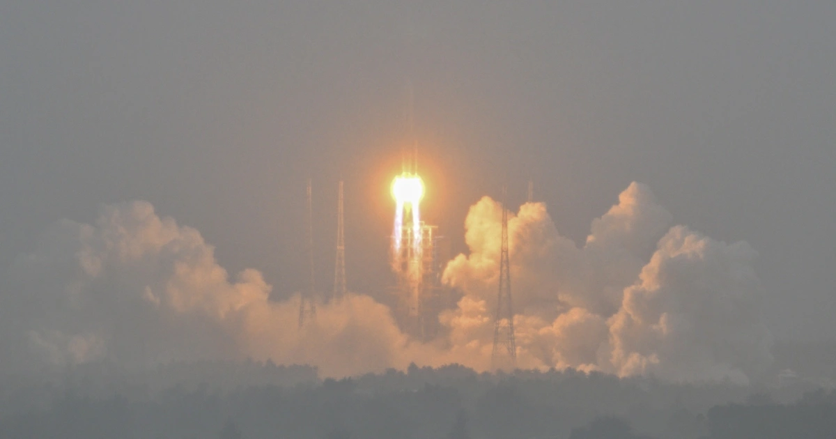 China's Chang'e-6 Achieves Historic Landing on Moon's Far Side