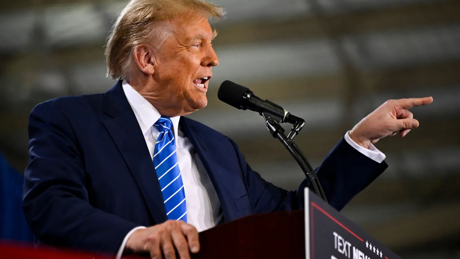 "Trump's Clash with UAW President Over Endorsement"