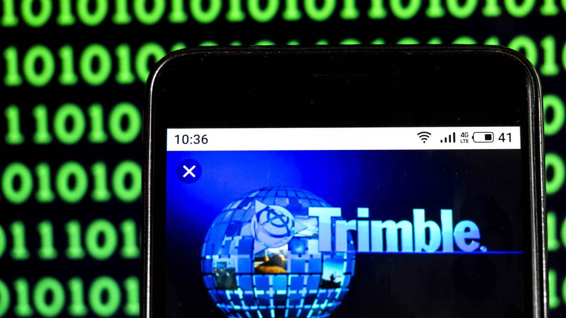 Featured image for "CarMax, Accenture, Peloton, Jefferies, and More: Midday Stock Movers"