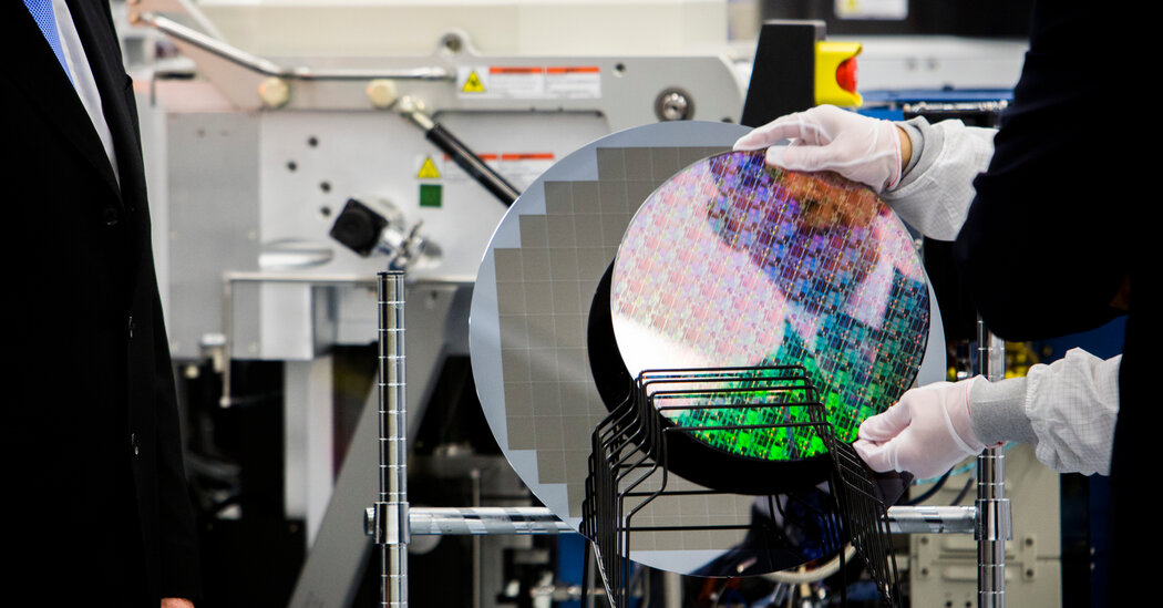 Applied Materials Invests $4 Billion in Silicon Valley Chip Research Center