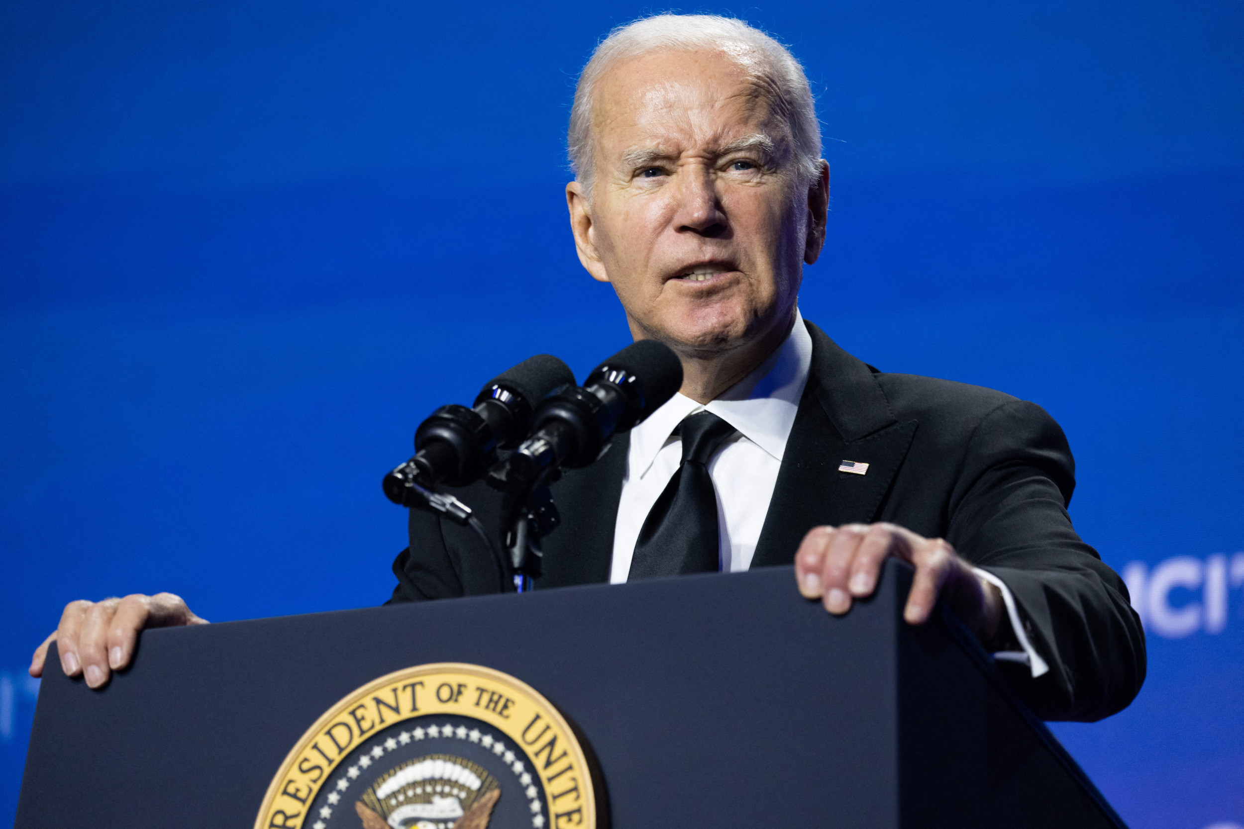 "Biden's Plan to Erase Medical Debt and Improve Credit Scores"