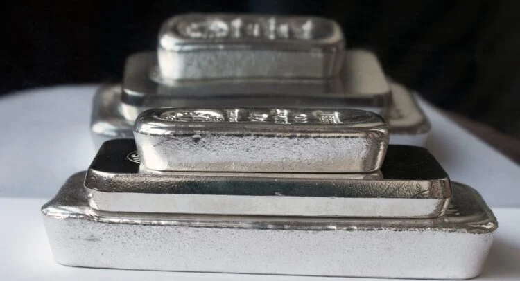 Featured image for Silver and Gold Prices Poised for 2026 Surge Amid Supply Tightness and Market Predictions