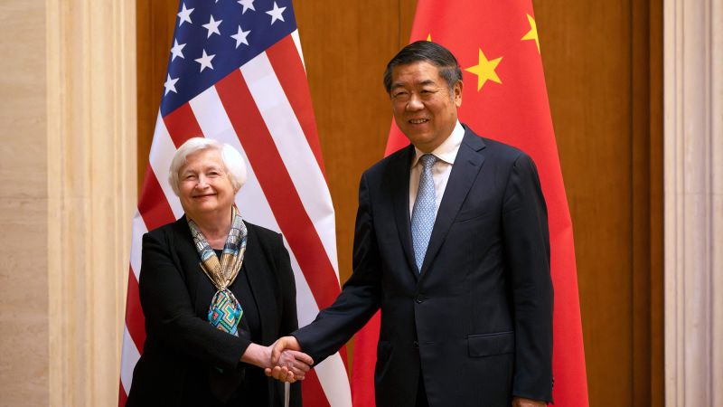 "Yellen to Host China's Top Economic Official as Biden-Xi Talks Approach"